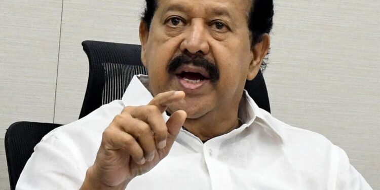 பெண்கள் குறித்து சர்ச்சை பேச்சு – அமைச்சர் பொன்முடி மீது வழக்கு.