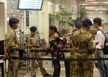 மும்பை விமான நிலையத்தில் ரூ.7.75 கோடி மதிப்பிலான போதைப்பொருளுடன் பயணி கைது.