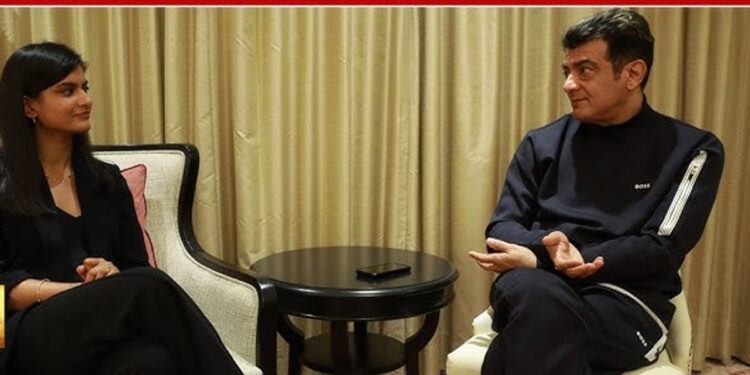 மனைவி ஷாலினியின் தியாகம் குறித்து உருக்கமாக பேசிய அஜித் – வைரலாகும் பேட்டி!