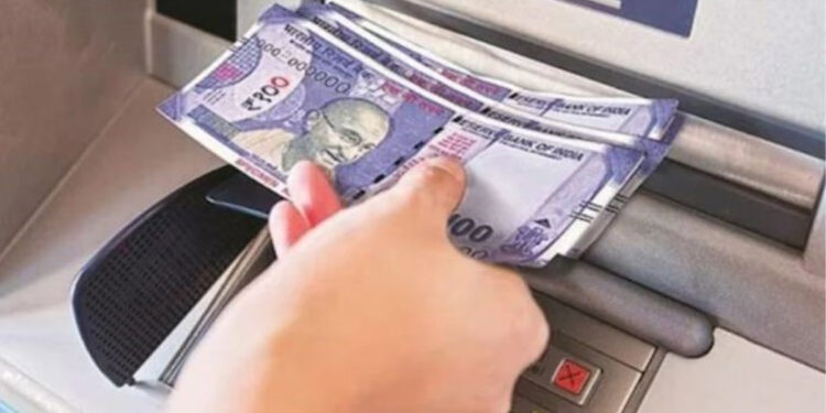 ஏடிஎம்களில் 100, 200 ரூபாய் நோட்டுகள் அவசியம்:  ரிசர்வ் வங்கி உத்தரவு