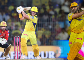 ஐபிஎல் 2025 : சுட்டி குழந்தை சாம் கரண் வெறி ஆட்டம் – தோனியின் சிக்சர் அதிரடி வீண் பயணமாகியது!