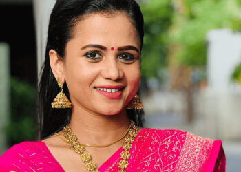 தொகுப்பாளினி வேலைய என் வாயலயே வேணாம்னு சொல்ல வச்சாங்க – மணிமேகலை