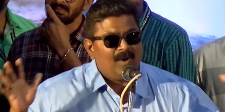 இயக்குனர் மிஷ்கின் ஆதங்கத்துடன் வேண்டுகோள்- விஜய் இப்படி செய்வது மிகப்பெரிய இழப்பு.