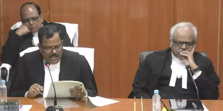 “கடவுள் மன்னிக்க மாட்டார் ” – பிரியாவிடை நிகழ்வில் வேதனையுடன் உரையாற்றிய நீதிபதி ரமணா