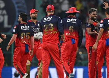 இது பழைய ஆர்சிபி இல்லை : வெற்றிக்கான புதிய பாதையில் கால் வைத்த RCB