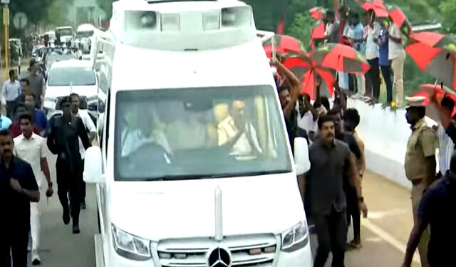 மதுரையில் முதல்வர் ஸ்டாலின் பங்கேற்ற Roadshow நிகழ்ச்சி துவங்கியது.