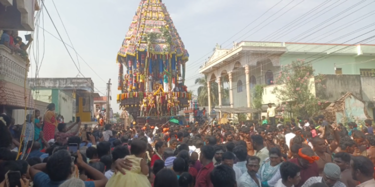 வேதகிரீஸ்வரர் கோயிலில் சித்திரை தேர் திருவிழா கோலாகலம்.