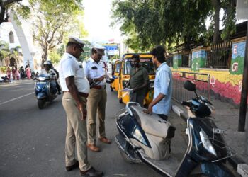 வாகன ஓட்டிகளே “சாலையில் இந்த 5 தவறை பண்ணாதீங்க” –