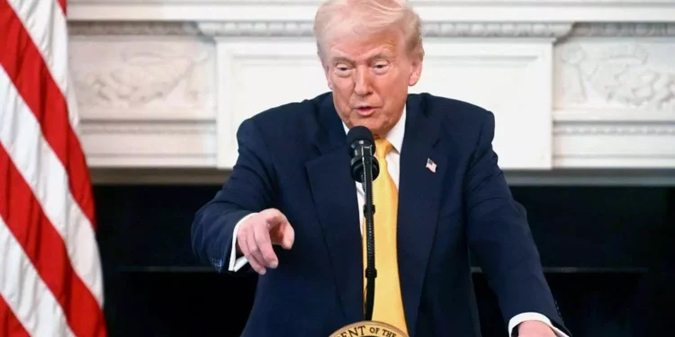 45 லட்சம் இந்தியர்களுக்கு அடுத்த ஆப்பு வைத்த டிரம்ப்