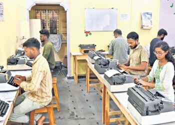 “இனி டைப்ரைட்டிங் தேர்வு கிடையாது” – 50,000 பயிற்சியாளர்கள் நிலை என்ன ?