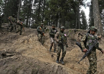 அத்துமீறும் பாகிஸ்தானுக்கு இந்தியா பதிலடி..