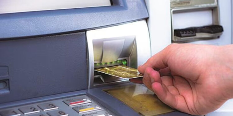 ஏ.டி.எம். கட்டண உயர்வு… எப்போது.. ?