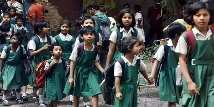 சி.பி.எஸ்.இ. புதிய விதிமுறை: அமைச்சர் அன்பில் மகேஷ் கண்டனம்!