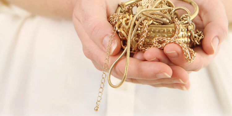 தங்க கடன் RBI புதிய விதிமுறை, யாருக்கு பாதிப்பு ?