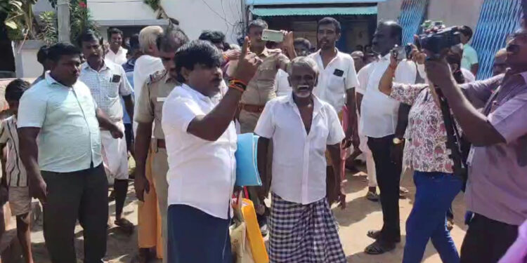 ஜி.பி.முத்து Vs ஊர் மக்கள் விவகாரம் : அதிகாரிகளின் முயற்சியால் சமாதானம் !