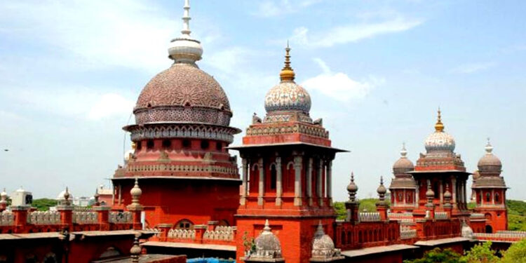 டாஸ்மாக் முறைகேடு வழக்கு ; அறிக்கை தர ஐகோர்ட் உத்தரவு !