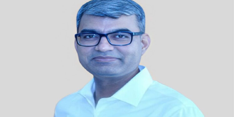 நீதிமன்ற அவமதிப்பு வழக்கு : ஐ.ஏ.எஸ். அதிகாரிக்கு சிறைத் தண்டனை