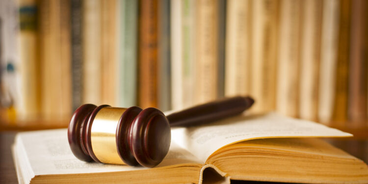 சட்டக் கல்லூரிகளில் 5 ஆண்டு சட்டப்படிப்புக்கான விண்ணப்பப் பதிவு தொடக்கம் !