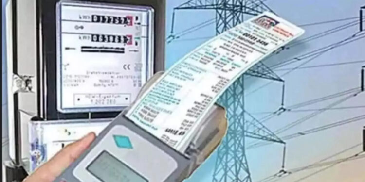 தமிழகத்தில் மின் கட்டணம் உயர்வு..? – அமைச்சர் சிவசங்கர்