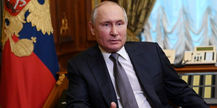 புதின் சென்ற ஹெலிகாப்டர் மீது ட்ரோன் தாக்கல் முயற்சி – ரஷ்யாவை அதிரவைத்த உக்ரைனின் செயல்பாடு !