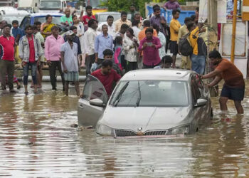 கர்நாடகாவில் கனமழை அச்சுறுத்தல் : 7 மாவட்டங்களுக்கு ரெட் அலர்ட்