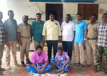 சேலம் : வனப்பகுதியில் உடும்புகளை வேட்டையாடிய தந்தை, மகன் கைது