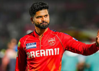 ஐபிஎல் வரலாற்றில் மூன்று அணிகளை பிளேஆஃப் செல்லவைத்த ஒரே கேப்டன் – ஸ்ரேயாஸ் ஐயர்