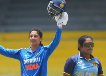 ‘இலங்கை மண்ணில் இந்தியா அசத்தல் !’