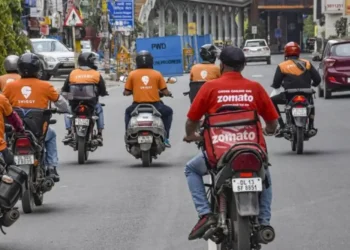 “அண்ணனுக்கு ஒரு கூடுதல் கட்டணம் போடு” – ஜொமோட்டோ, ஸ்விக்கி அதிரடி