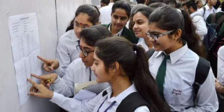 வெளியானது 10ஆம் வகுப்பு தேர்வு முடிவுகள் : 93.80% தேர்ச்சி