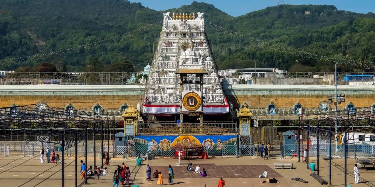 “சோறு சோறு குழம்பு குழம்பு” – திருப்பதியில் உணவுகளுக்கு கட்டுப்பாடு