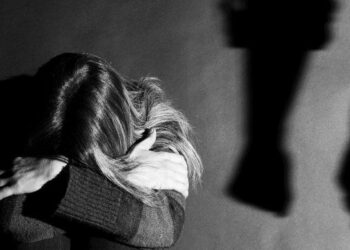 +2 மாணவியரை ஆபாசம் படம் எடுத்து வைரலாக்கிய 3 பேர்