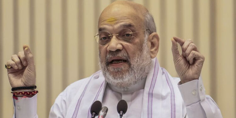 “ஆங்கிலம் பேசுபவர்கள் வெட்கப்படும் சூழல் உருவாகும்” – அமித் ஷாவின் பேச்சு எதிர்ப்பை எழுப்பியது !