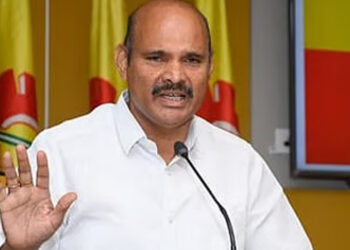 இனி ஒரு நாளைக்கு 10 மணி நேரம் வேலை – எங்க தெரியுமா ?