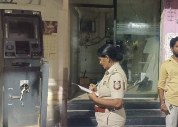 கள்ளக்குறிச்சி கடைவீதி பகுதியில் ஏடிஎம் இயந்திரத்தை உடைத்து கொள்ளை முயற்சி