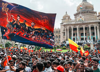 ஆர்சிபி வெற்றிக் கொண்டாட்டத்தில் சோக சம்பவம் : கூட்ட நெரிசலில் 8 பேர் உயிரிழப்பு !