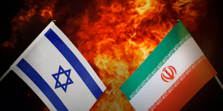 ஈரானுக்கு குரல் கொடுக்காமல் அமைதியாக இருக்கும் உலகம் – உமர் அப்துல்லா கண்டனம்