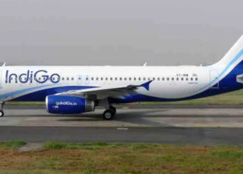 இந்தூர் – புவனேஸ்வர் இண்டிகோ விமானத்தில் தொழில்நுட்ப கோளாறு ; பயணிகள் ஒரு மணி நேரம் அவதி