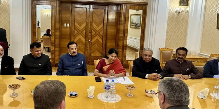 ❝இந்தியாவின் தேசிய மொழி வேற்றுமையிலும் ஒற்றுமை !❞ – கனிமொழியின் பதில் ஸ்பெயினில் வைரல்