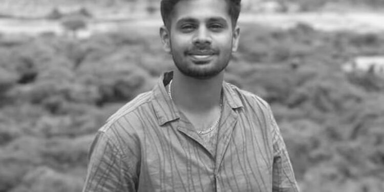 காஞ்சிபுரம் : ஏரியில் மூழ்கி மாணவர் உயிரிழப்பு