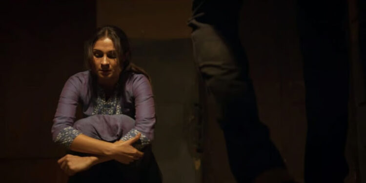 மனுஷி : “ஆட்சேபனைக்குரிய காட்சிகளை தெரிவிக்காவிட்டால் எடிட் எப்படி செய்ய முடியும் ?” – சென்னை உயர்நீதிமன்றம் கேள்வி