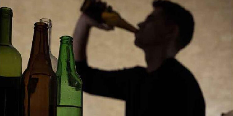 ‘போதையில்’ வந்த ஆசிரியர் – இடமாற்றம் செய்யப்பட்டார்