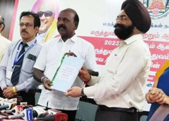 மருத்துவ படிப்புகளுக்கான தரவரிசைப் பட்டியல் வெளியீடு : நெல்லை மாணவன் முதலிடம்