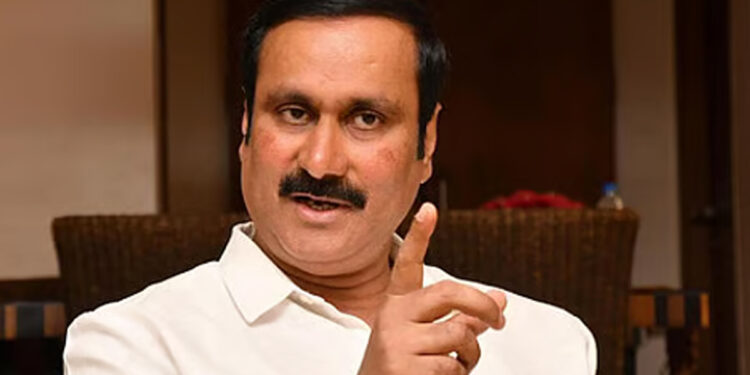 தந்தை இல்லாத நேரத்தில் தாயை சந்தித்த அன்புமணி – பாமகவில் புதிய திருப்பம் ?