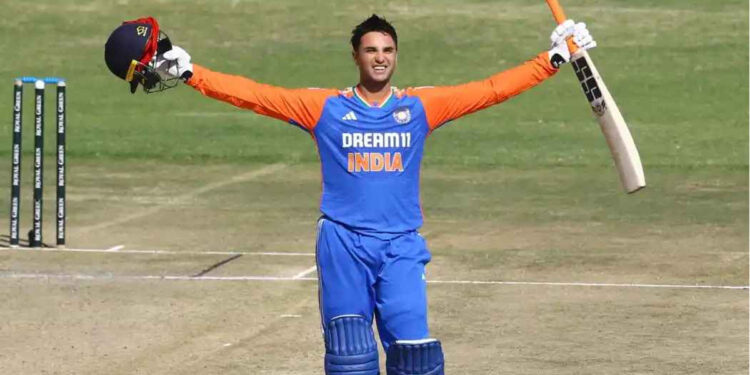 டி20 தரவரிசையில் அபிஷேக் சர்மா நம்பர் 1 ! டிராவிஸ் ஹெட்டை பின்னுக்குத் தள்ளியது எப்படி ?