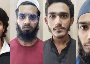 அல்கொய்தா பயங்கரவாதிகள் 4 பேர் கைது : குஜராத் போலீசார் அதிரடி