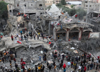 காசாவில் இஸ்ரேலின் ஏவுகணை தாக்குதல் : 20 குழந்தைகள் உட்பட 34 பேர் பலி – “தொழில்நுட்ப தவறு” என இஸ்ரேல் விளக்கம்