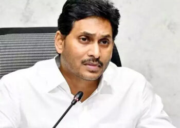 ரூ.3,500 கோடி மதுபான ஊழல் வழக்கு : முன்னாள் ஆந்திர முதல்வர் மீது குற்றச்சாட்டுகள் !