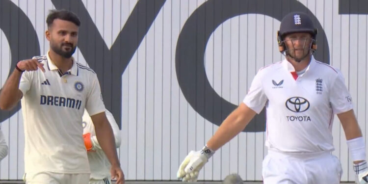 விக்கெட் வேட்டை நடத்தும் இந்தியா – நங்கூரமாய் நிற்கும் ஜோ ரூட்!