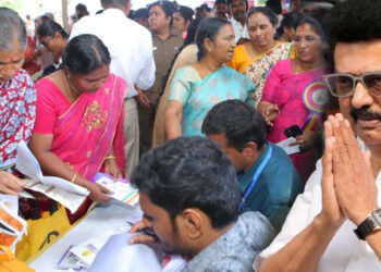 உங்களுடன் ஸ்டாலின் முகாமில் 12.65 லட்சம் மனுக்கள்